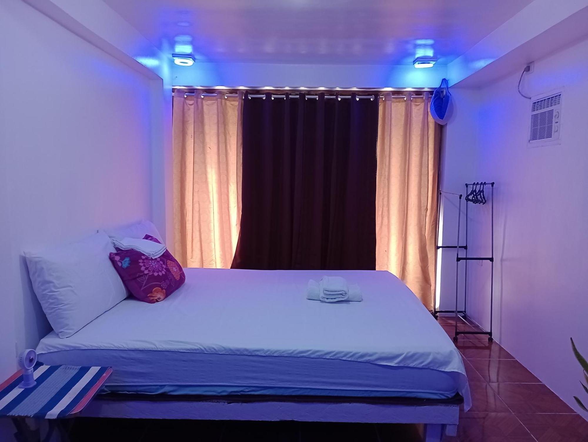 Zia Homestay Burgos  Luaran gambar